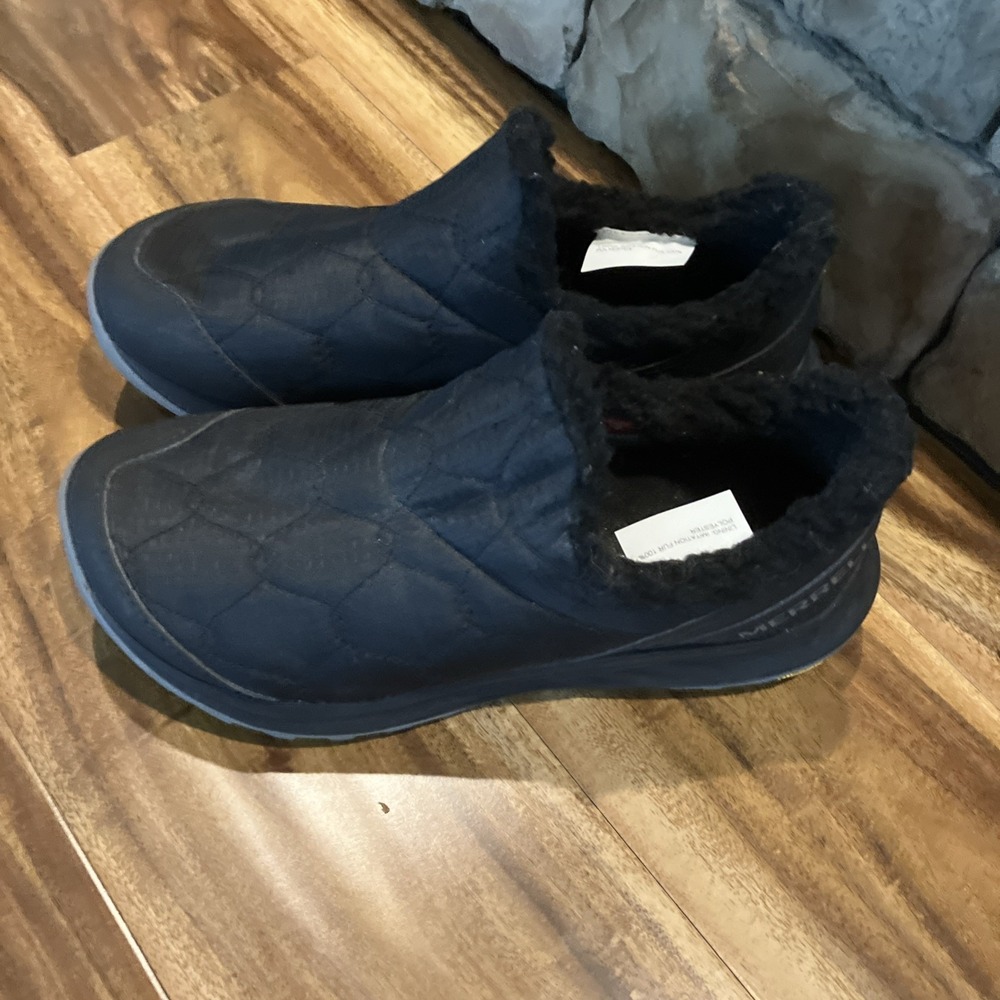 Merrell  Thermo Moc Shoes Women's Size 5.5 Black Quilted Sherpa Lined Vibrant